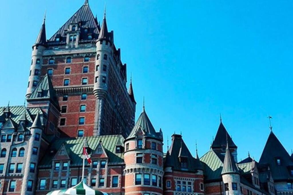 Generations Quebec Old City/ Parking/ Family Exterior photo