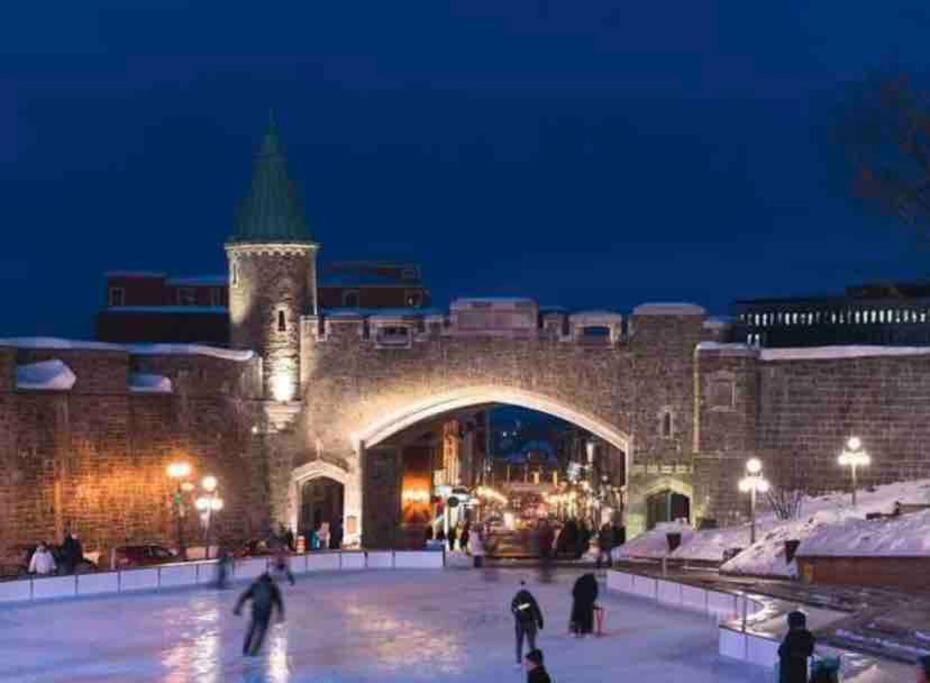 Generations Quebec Old City/ Parking/ Family Exterior photo